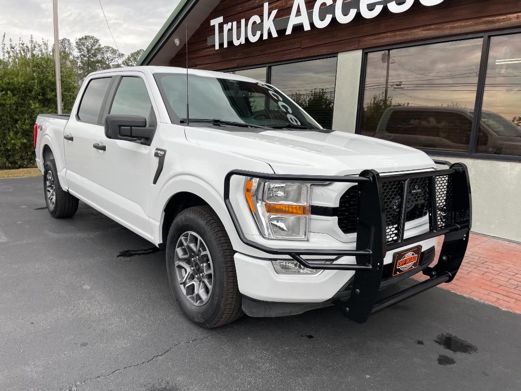 2021 Ford F-150 XL's photo