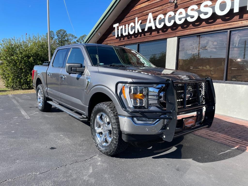 2021 Ford F-150 XLT's photo