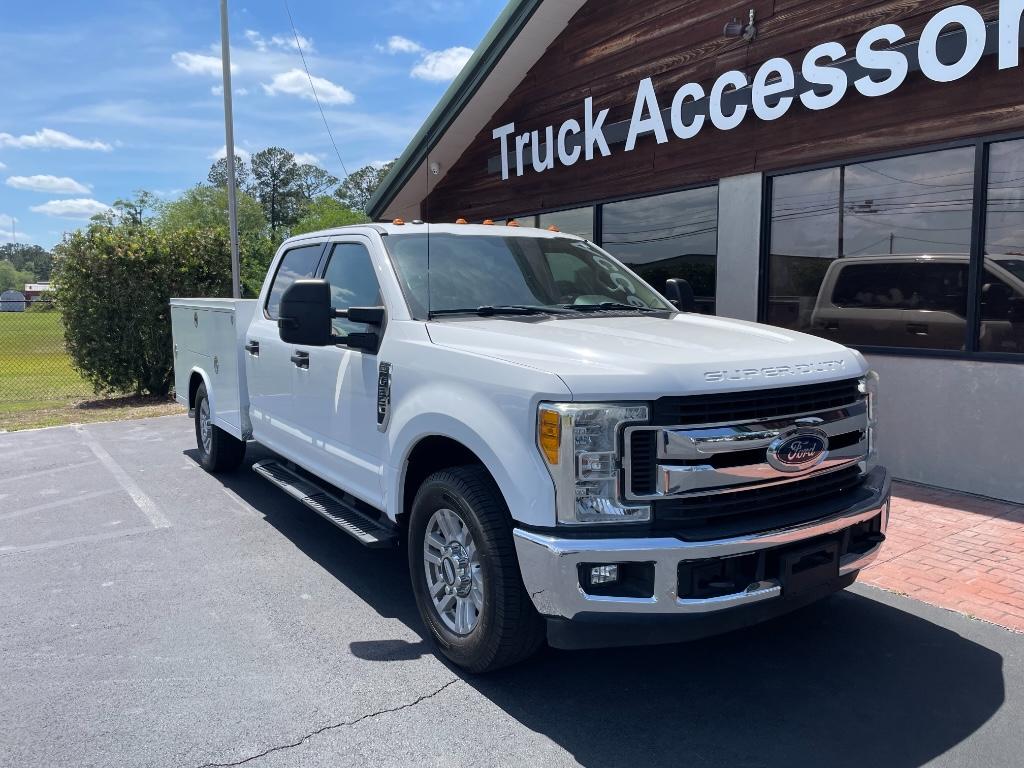 2017 Ford F-250 XLT Crew Cab 8' Box's photo