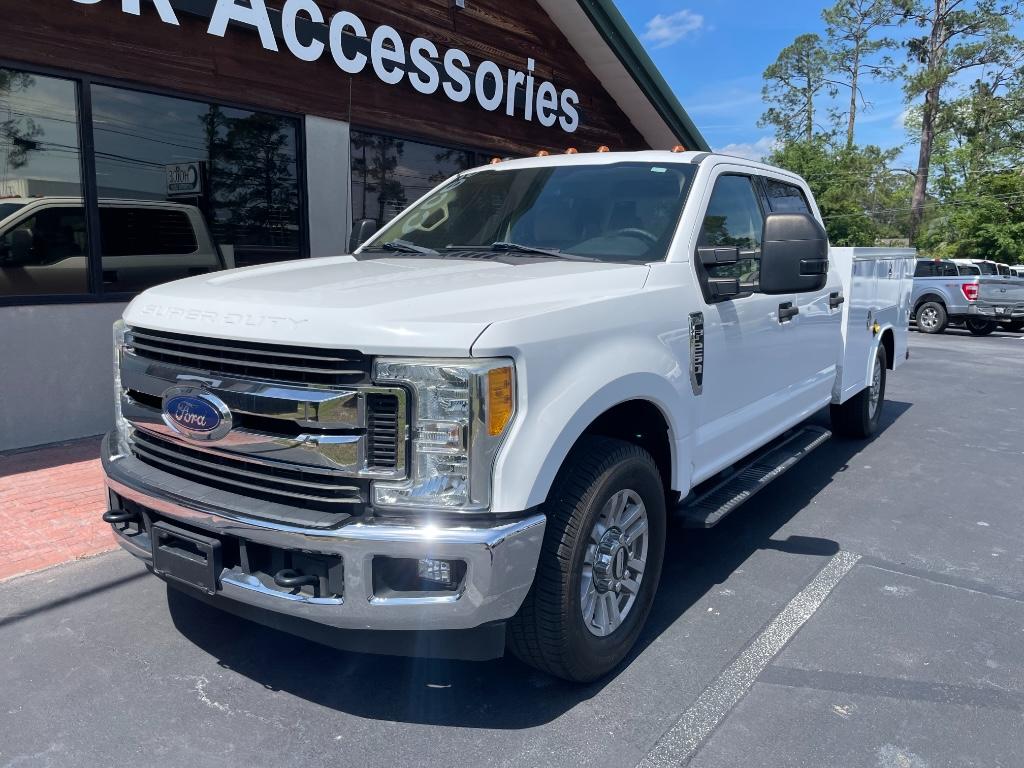 2017 Ford F-250 Super Duty XLT - Photo 13