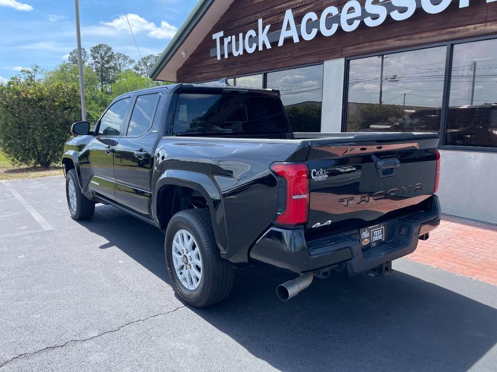 2024 Toyota Tacoma SR5 - Photo 12