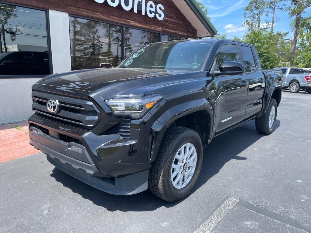 2024 Toyota Tacoma SR5 - Photo 13